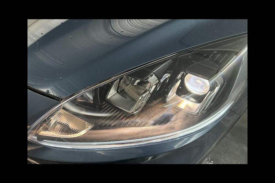 Ford Kuga 2.5 PHEV Titanium 225pk | Winterpack | Digitale Cockpit | 1.500kg Trekgewicht | All Weather Banden