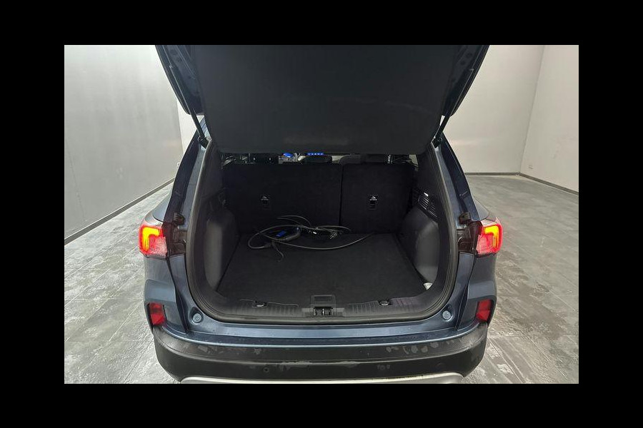 Ford Kuga 2.5 PHEV Titanium 225pk | Winterpack | Digitale Cockpit | 1.500kg Trekgewicht | All Weather Banden