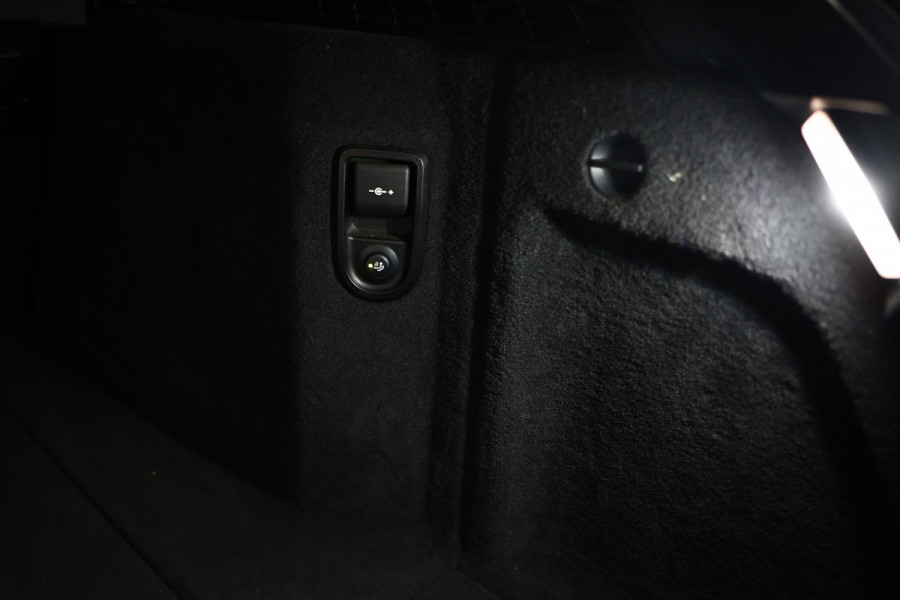 BMW 5 Serie Touring 530i xDrive M-Sport PANO HUD ACC CAM AMBIENT TRKH '21