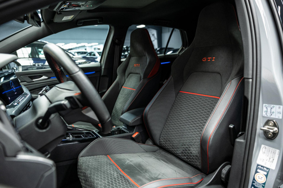 Volkswagen Golf 2.0 TSI GTI Clubsport | Harman\Kardon | Pano | Akrapovic |