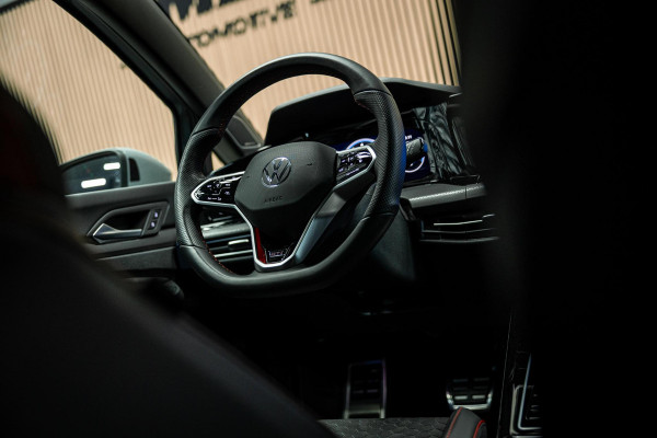 Volkswagen Golf 2.0 TSI GTI Clubsport | Harman\Kardon | Pano | Akrapovic |