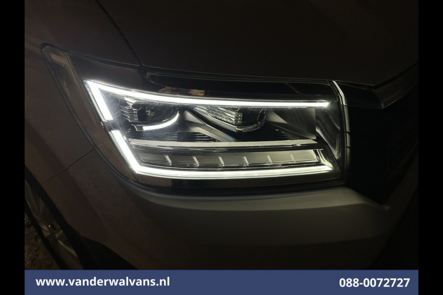 Volkswagen Crafter 2.0 TDI 141pk L3H3 L2H2 Euro6 Airco | Navigatie | Camera | LED | Apple Carplay | Adaptieve Cruisecontrol Android Auto, Chauffeursstoel, Parkeersensoren
