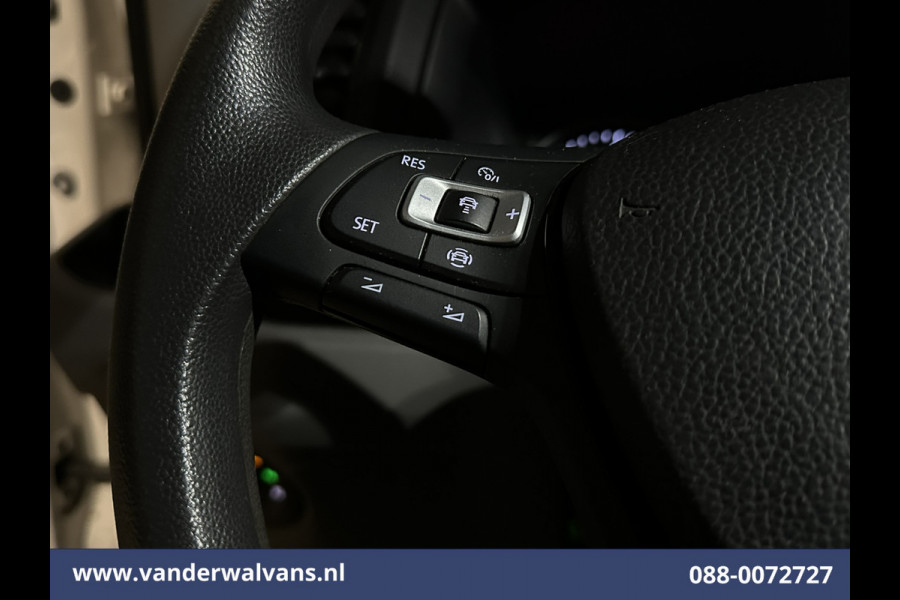 Volkswagen Crafter 2.0 TDI 141pk L3H3 L2H2 Euro6 Airco | Navigatie | Camera | LED | Apple Carplay | Adaptieve Cruisecontrol Android Auto, Chauffeursstoel, Parkeersensoren