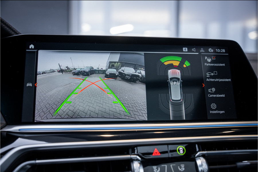 BMW X5 xDrive45e Executive - M Sport | Panorama | H&K | Luchtvering | Laser | Memory