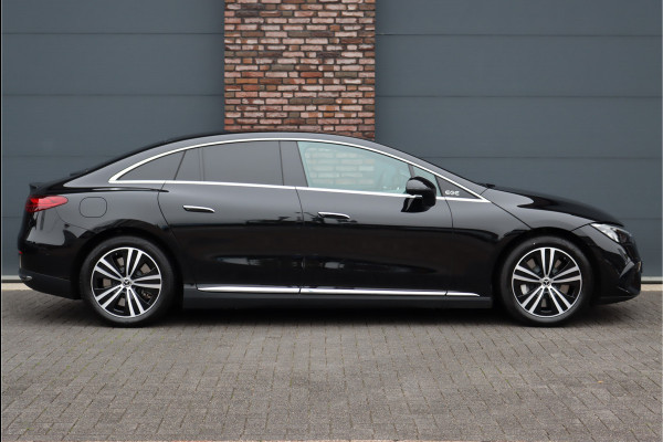 Mercedes-Benz EQE 300 Luxury Line 89 kWh | Distronic Pro | Memory | Leder | Trekhaak | Camera | Dodehoekassistent | Verwarmd Stuurwiel | Keyless Go | Warmtepomp |
