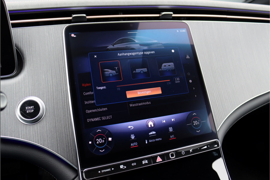 Mercedes-Benz EQE 300 Luxury Line 89 kWh | Distronic Pro | Memory | Leder | Trekhaak | Camera | Dodehoekassistent | Verwarmd Stuurwiel | Keyless Go | Warmtepomp |