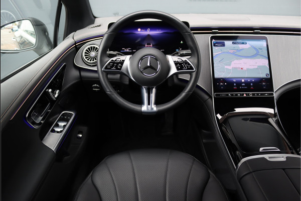 Mercedes-Benz EQE 300 Luxury Line 89 kWh | Distronic Pro | Memory | Leder | Trekhaak | Camera | Dodehoekassistent | Verwarmd Stuurwiel | Keyless Go | Warmtepomp |