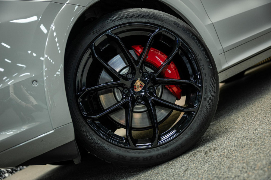 Porsche Cayenne Coupé 3.0 S E-Hybrid | Stoelmasssage | HomeLink | Head-Up | Sport Chrono | Bose | Trekhaak | Kreide |