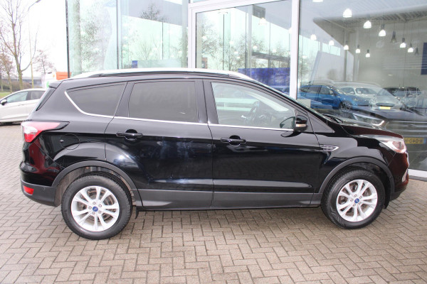 Ford Kuga 1.5 EcoBoost 150 PK Titanium | Trekhaak | Camera | Navigatie | Navigatie | Winterpakket | PDC V+A | Cruise Control