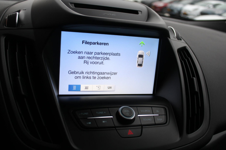 Ford Kuga 1.5 EcoBoost 150 PK Titanium | Trekhaak | Camera | Navigatie | Navigatie | Winterpakket | PDC V+A | Cruise Control