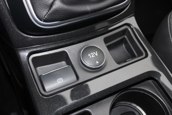 Ford Kuga 1.5 EcoBoost 150 PK Titanium | Trekhaak | Camera | Navigatie | Navigatie | Winterpakket | PDC V+A | Cruise Control