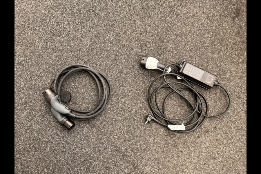 Mercedes-Benz GLA 250e Progressive | PHEV | LED | 360/Camera | Zwarte/Hemel | Apple/Carplay