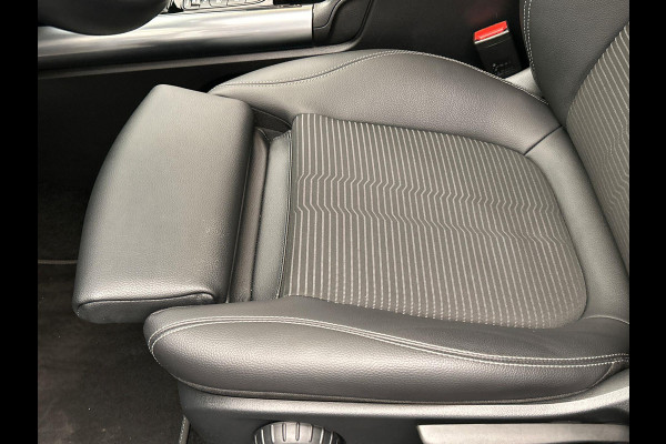 Mercedes-Benz GLA 250e Progressive | PHEV | LED | 360/Camera | Zwarte/Hemel | Apple/Carplay