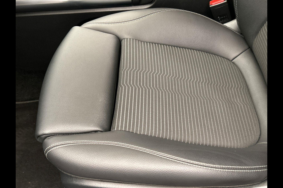 Mercedes-Benz GLA 250e Progressive | PHEV | LED | 360/Camera | Zwarte/Hemel | Apple/Carplay