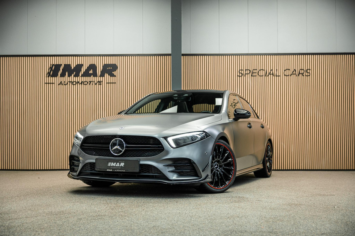 Mercedes-Benz A-Klasse A35 AMG 4MATIC Premium Plus | Sportstoelen | Head-Up | Burmester | Stoelverwarming |