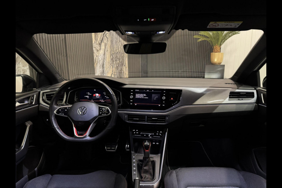 Volkswagen Polo 2.0 TSI GTI|IQ Lights|BLIND SPOT|ACC|SFEERVERLICHTING|BOMVOL