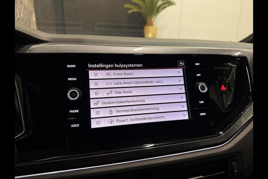 Volkswagen Polo 2.0 TSI GTI|IQ Lights|BLIND SPOT|ACC|SFEERVERLICHTING|BOMVOL