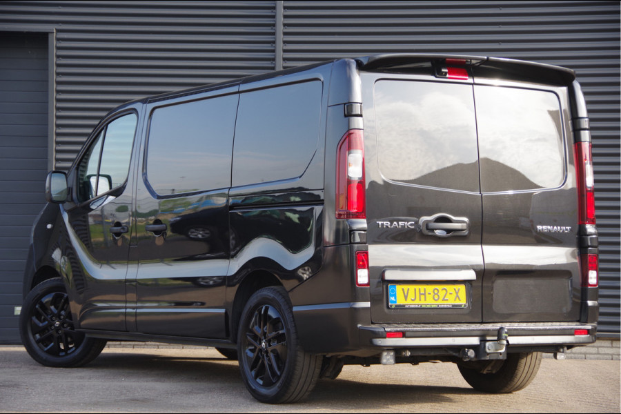 Renault Trafic 2.0 dCi SPORT 170PK AUT. LED, 2X SCHUIFDEUR, TREKHAAK, LEDER, CAMERA, NAVI, CRUISE, CLIMA, PARKEERSENSOREN, APPLE CARPLAY