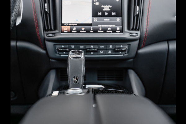 Maserati Levante 3.0 V6 Modena S | orig. NL | Panoramadak