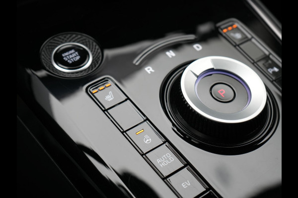 Kia Niro 1.6 GDi Dynamic Plus Line Plug In Hybrid 182pk Dealer O.H PHEV | Adaptive Cruise | Camera | Lederen Sportstoelen Verwarmd | Widescreen Navigatie | Blis | Keyless | Apple Carplay | Lane Assist | Virtual | DAB | 16" L.M |