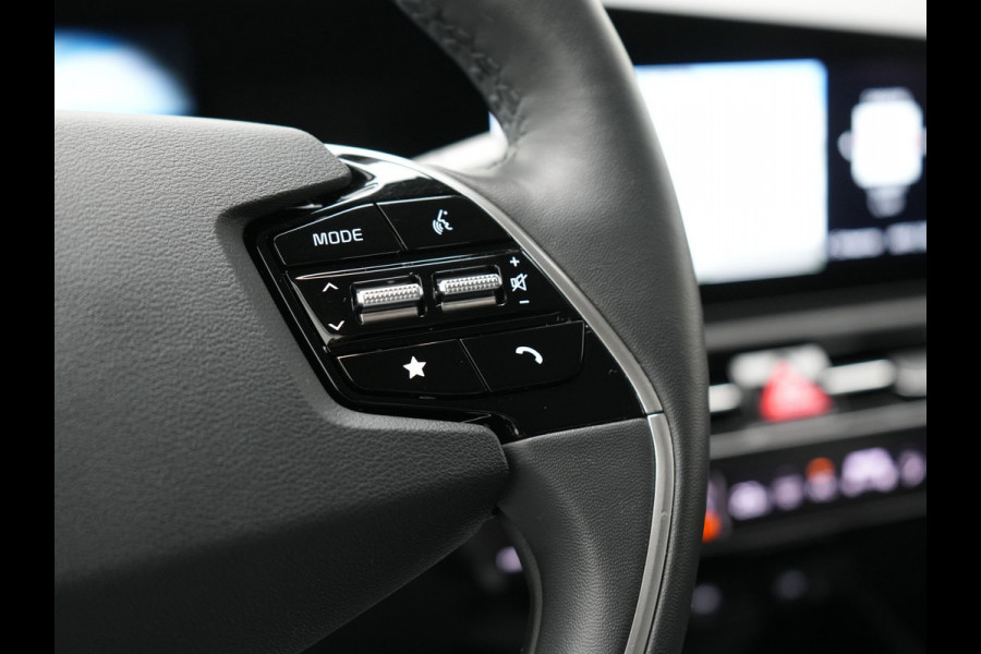 Kia Niro 1.6 GDi Dynamic Plus Line Plug In Hybrid 182pk Dealer O.H PHEV | Adaptive Cruise | Camera | Lederen Sportstoelen Verwarmd | Widescreen Navigatie | Blis | Keyless | Apple Carplay | Lane Assist | Virtual | DAB | 16" L.M |