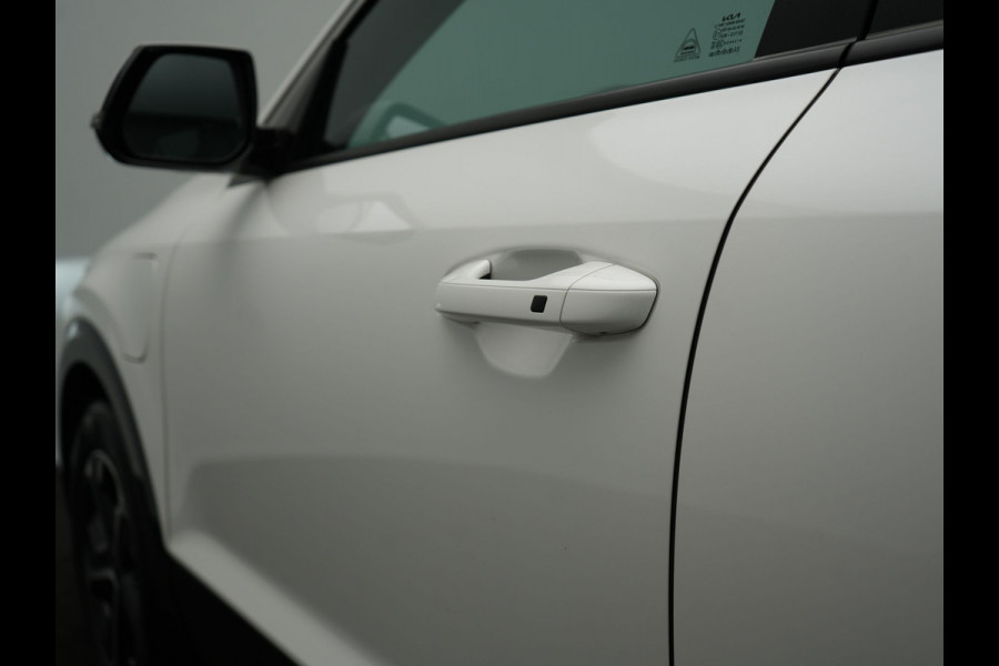 Kia Niro 1.6 GDi Dynamic Plus Line Plug In Hybrid 182pk Dealer O.H PHEV | Adaptive Cruise | Camera | Lederen Sportstoelen Verwarmd | Widescreen Navigatie | Blis | Keyless | Apple Carplay | Lane Assist | Virtual | DAB | 16" L.M |