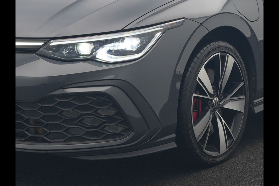 Volkswagen Golf 1.4 eHybrid GTE Plug In Hybrid 245pk Dealer O.H PHEV | Trekhaak Af Fabriek | Panodak | Adaptive Cruise | IQ Light | Camera | Sportstoelen & Stuur Verwarmd | Keyless | Blis | Navigatie | Virtual | DAB |