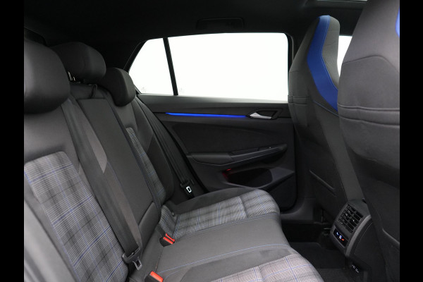 Volkswagen Golf 1.4 eHybrid GTE Plug In Hybrid 245pk Dealer O.H PHEV | Trekhaak Af Fabriek | Panodak | Adaptive Cruise | IQ Light | Camera | Sportstoelen & Stuur Verwarmd | Keyless | Blis | Navigatie | Virtual | DAB |