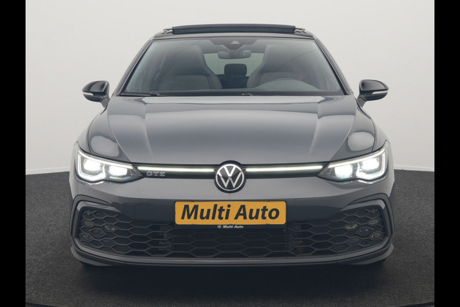 Volkswagen Golf 1.4 eHybrid GTE Plug In Hybrid 245pk Dealer O.H PHEV | Trekhaak Af Fabriek | Panodak | Adaptive Cruise | IQ Light | Camera | Sportstoelen & Stuur Verwarmd | Keyless | Blis | Navigatie | Virtual | DAB |