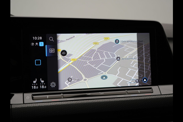 Volkswagen Golf 1.4 eHybrid GTE Plug In Hybrid 245pk Dealer O.H PHEV | Trekhaak Af Fabriek | Panodak | Adaptive Cruise | IQ Light | Camera | Sportstoelen & Stuur Verwarmd | Keyless | Blis | Navigatie | Virtual | DAB |