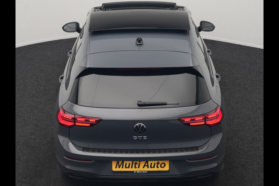 Volkswagen Golf 1.4 eHybrid GTE Plug In Hybrid 245pk Dealer O.H PHEV | Trekhaak Af Fabriek | Panodak | Adaptive Cruise | IQ Light | Camera | Sportstoelen & Stuur Verwarmd | Keyless | Blis | Navigatie | Virtual | DAB |