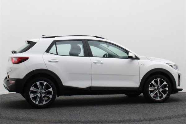 Kia Stonic 1.0 T-GDi DynamicLine Camera, Apple Carplay, Navigatie, Cruise, PDC, 17"
