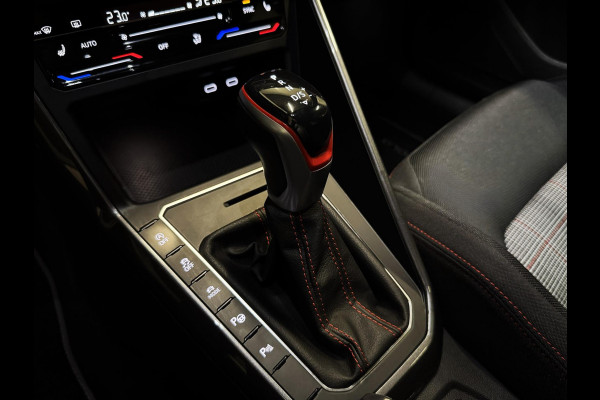 Volkswagen Polo 2.0 TSI GTI|IQ Lights|BLIND SPOT|ACC|SFEERVERLICHTING|BOMVOL