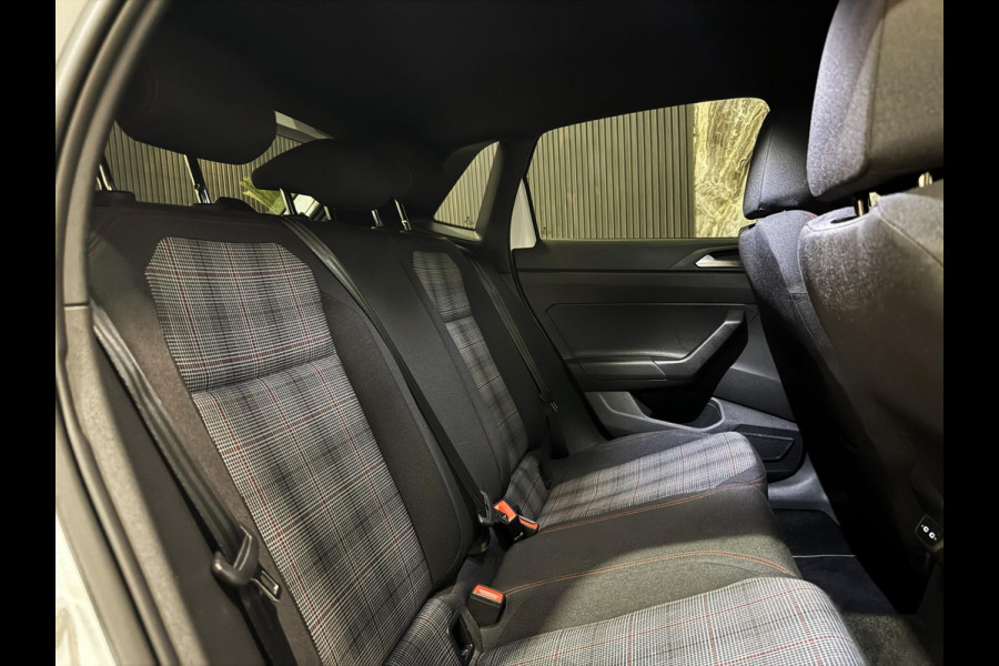 Volkswagen Polo 2.0 TSI GTI|IQ Lights|BLIND SPOT|ACC|SFEERVERLICHTING|BOMVOL