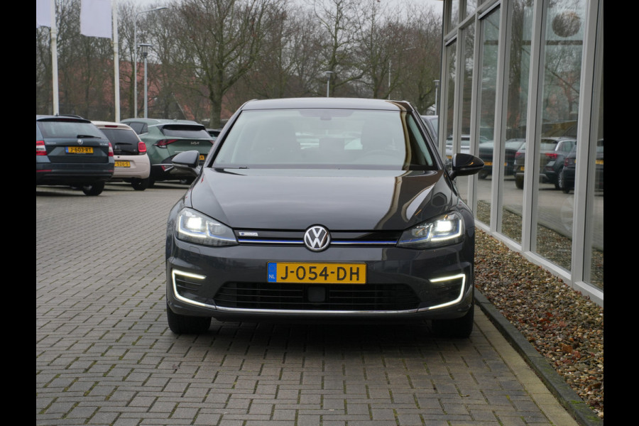 Volkswagen e-Golf E-DITION | Navigatie | Climate Control | ACC | Stoelverwarming| SOH 89%