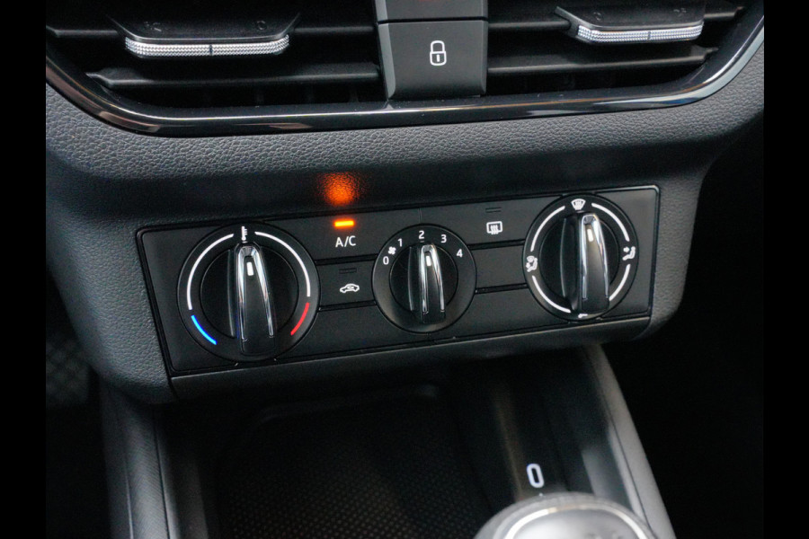 Škoda SCALA 1.0 TSI Active | Keyless Start | 18 Inch | Rijstrookdetectie