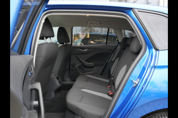 Škoda SCALA 1.0 TSI Active | Keyless Start | 18 Inch | Rijstrookdetectie