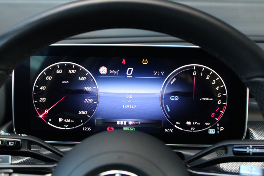 Mercedes-Benz C-Klasse 300 e AMG Line | DODE HOEK | KEYLESS | ELEK TREKHAAK | CAMERA | AMBIENTLIGHT |