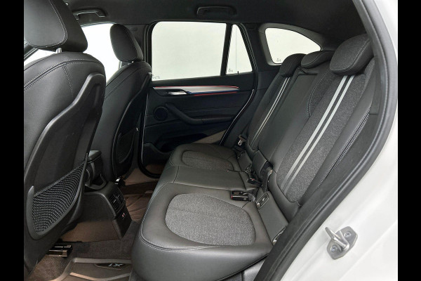 BMW X1 xDrive25e Exe PLUG-In M Sport Shadow TREKHAAK | 1/2 LEER | EL. ACHTERKLEP | 18"LM