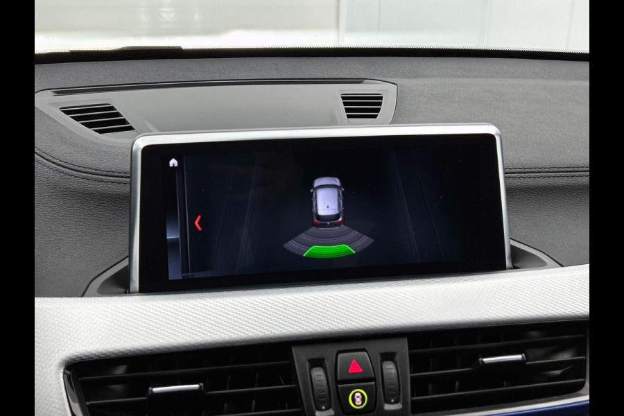 BMW X1 xDrive25e Exe PLUG-In M Sport Shadow TREKHAAK | 1/2 LEER | EL. ACHTERKLEP | 18"LM