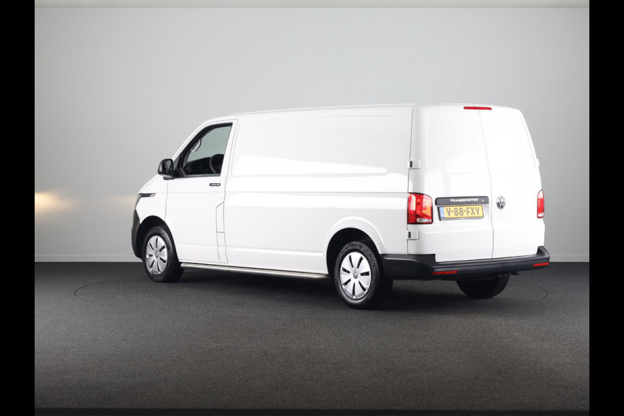 Volkswagen Transporter 2.0 TDI L2H1 28 Comfortline 110 pk | Verlengde garantie | Navigatie via App | Parkeersensoren achter | Cruise control |