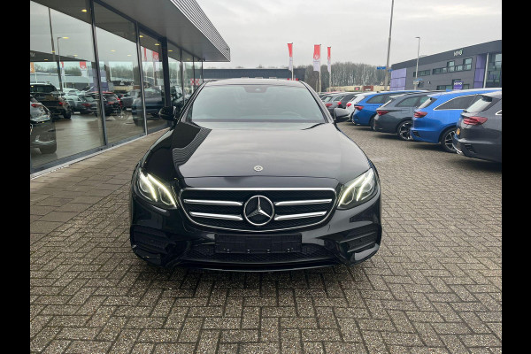 Mercedes-Benz E-Klasse 300 e AMG Line | 320pk PHEV | Elektrisch panoramadak / schuifdak | Stoelverwarming | Bestuurdersstoel Met Geheugen | Achteruitrijcamera