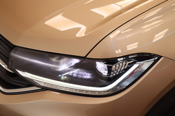 Volkswagen T-Cross 1.0 TSI Style Business R ACC PDC Blindspot Automaat VCP 24 maanden garantie mogelijk (*vraag naar de voorwaarden)