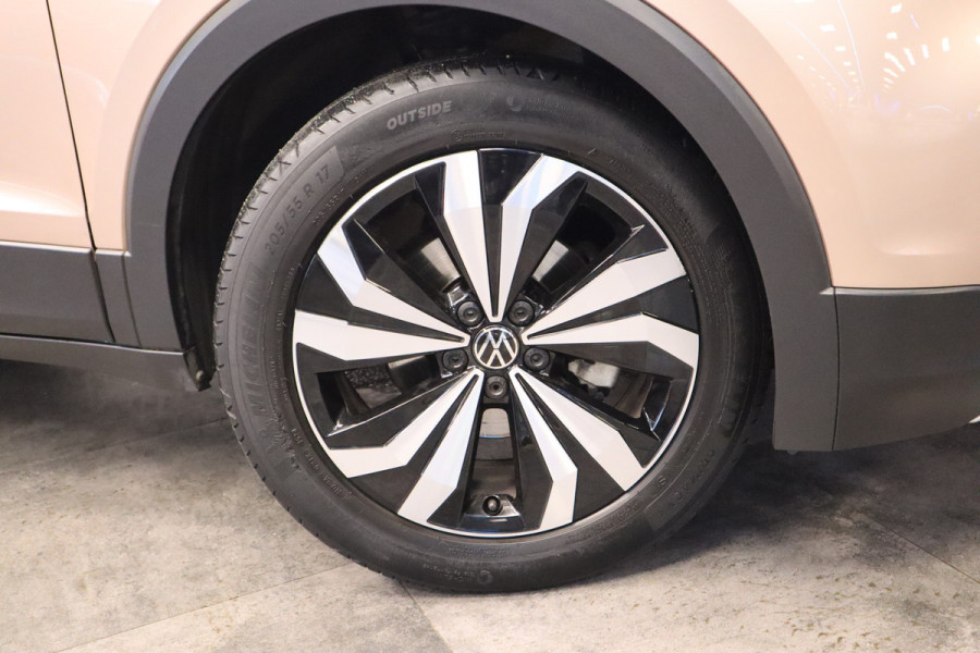 Volkswagen T-Cross 1.0 TSI Style Business R ACC PDC Blindspot Automaat VCP 24 maanden garantie mogelijk (*vraag naar de voorwaarden)