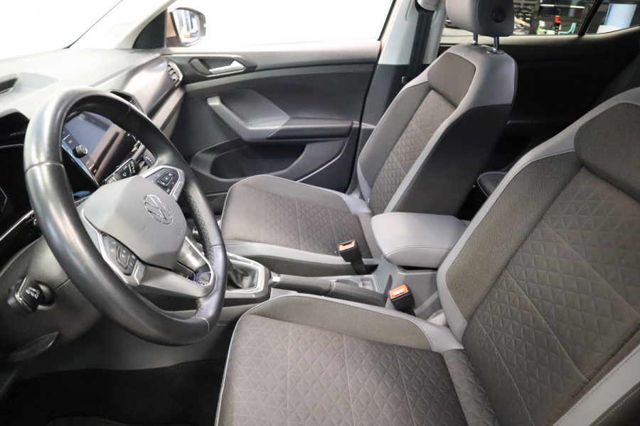 Volkswagen T-Cross 1.0 TSI Style Business R ACC PDC Blindspot Automaat VCP 24 maanden garantie mogelijk (*vraag naar de voorwaarden)
