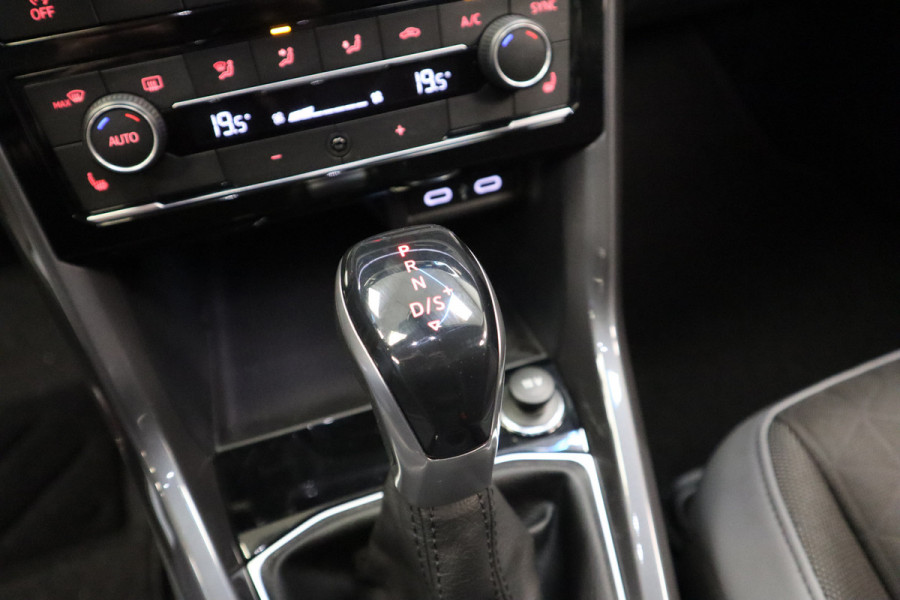 Volkswagen T-Cross 1.0 TSI Style Business R ACC PDC Blindspot Automaat VCP 24 maanden garantie mogelijk (*vraag naar de voorwaarden)