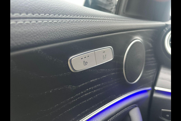 Mercedes-Benz E-Klasse 300 e AMG Line | 320pk PHEV | Elektrisch panoramadak / schuifdak | Stoelverwarming | Bestuurdersstoel Met Geheugen | Achteruitrijcamera