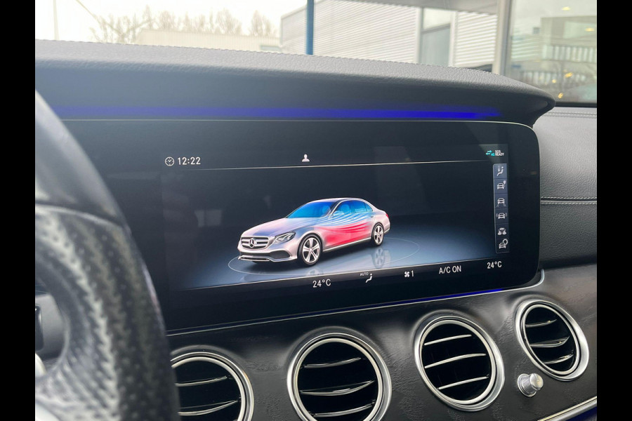 Mercedes-Benz E-Klasse 300 e AMG Line | 320pk PHEV | Elektrisch panoramadak / schuifdak | Stoelverwarming | Bestuurdersstoel Met Geheugen | Achteruitrijcamera