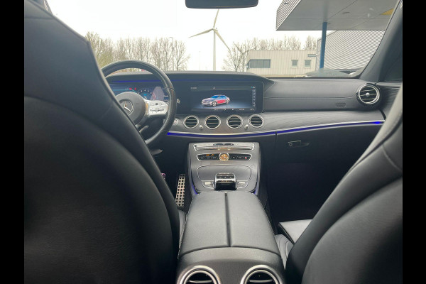 Mercedes-Benz E-Klasse 300 e AMG Line | 320pk PHEV | Elektrisch panoramadak / schuifdak | Stoelverwarming | Bestuurdersstoel Met Geheugen | Achteruitrijcamera
