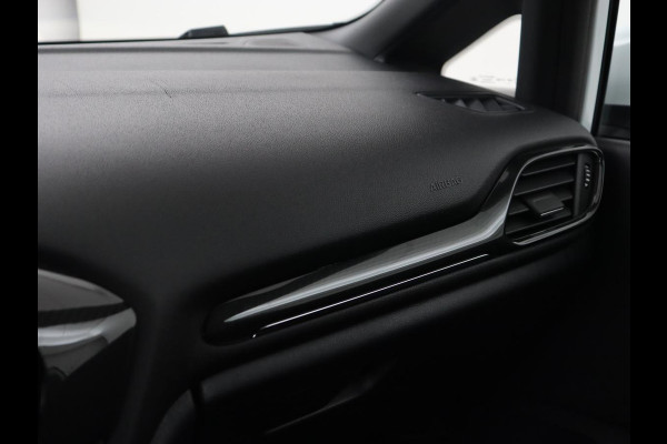 Ford Fiesta 1.0 EcoBoost ST-Line X | Stoel & stuurverwarming | Trekhaak | Camera | Adaptive cruise | Carplay | Navigatie | B&O Sound | Climate control | Bluetooth | Keyless